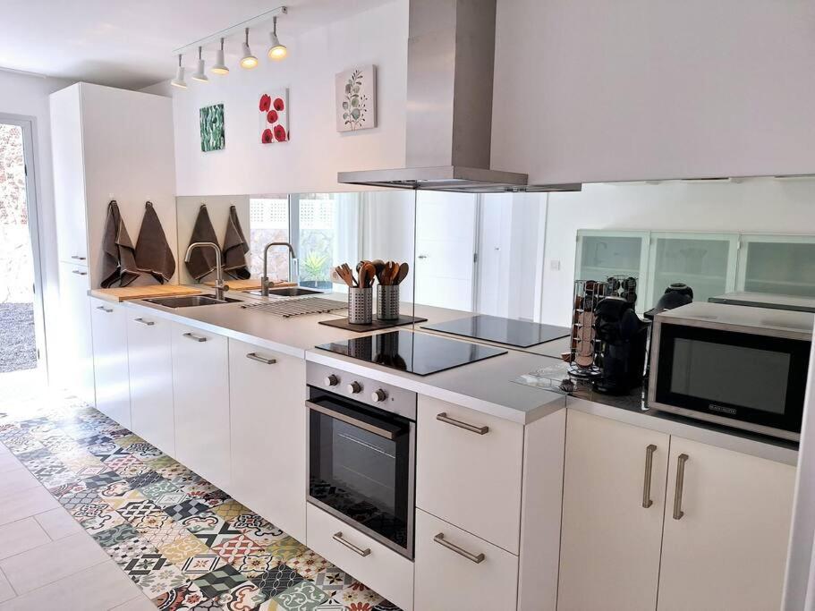 Malibu Mogan Secret Pool Villa - Piscina Privada Y Climatizada - Exclusive Heated Pool La Playa de Tauro ภายนอก รูปภาพ